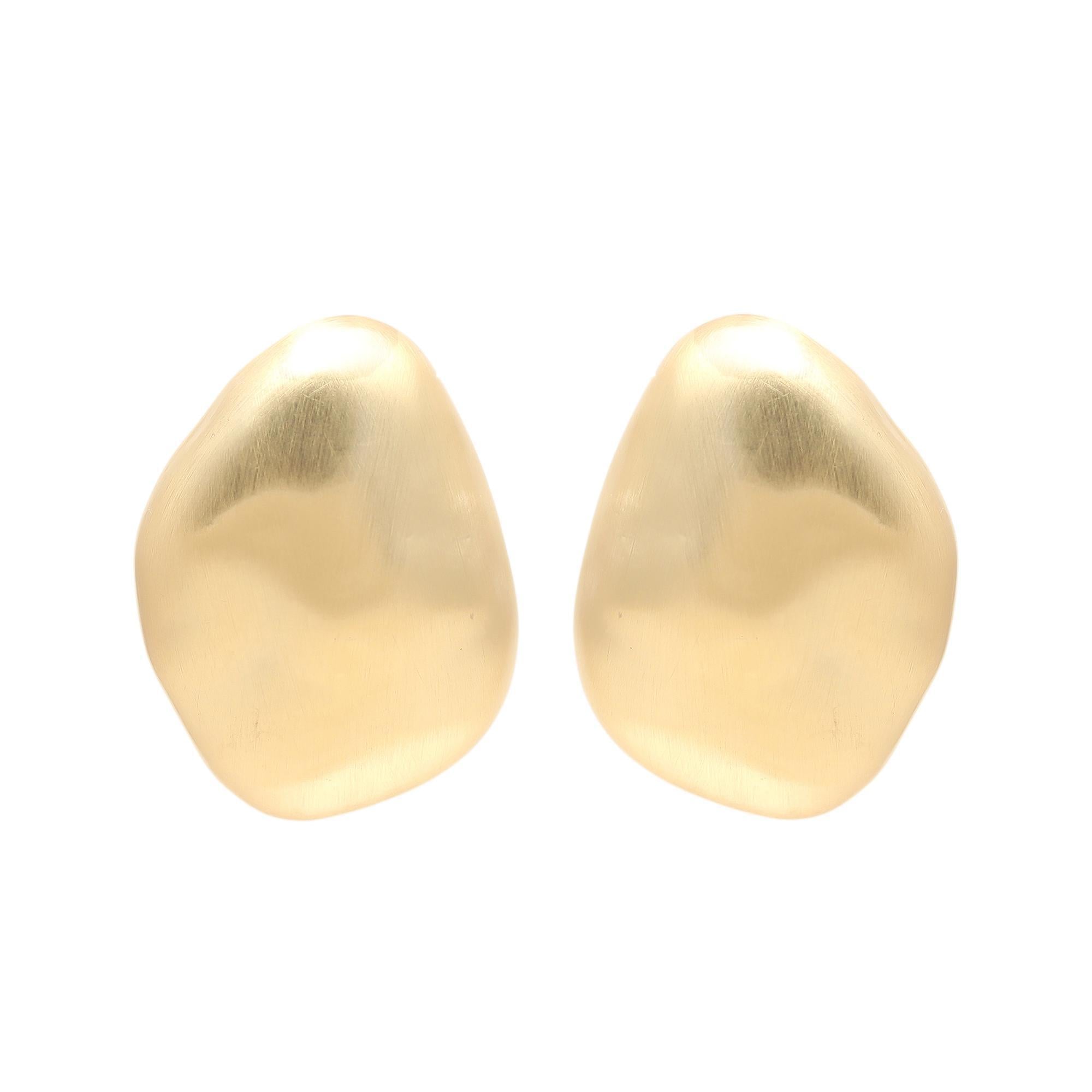 Soft Sculpt Studs