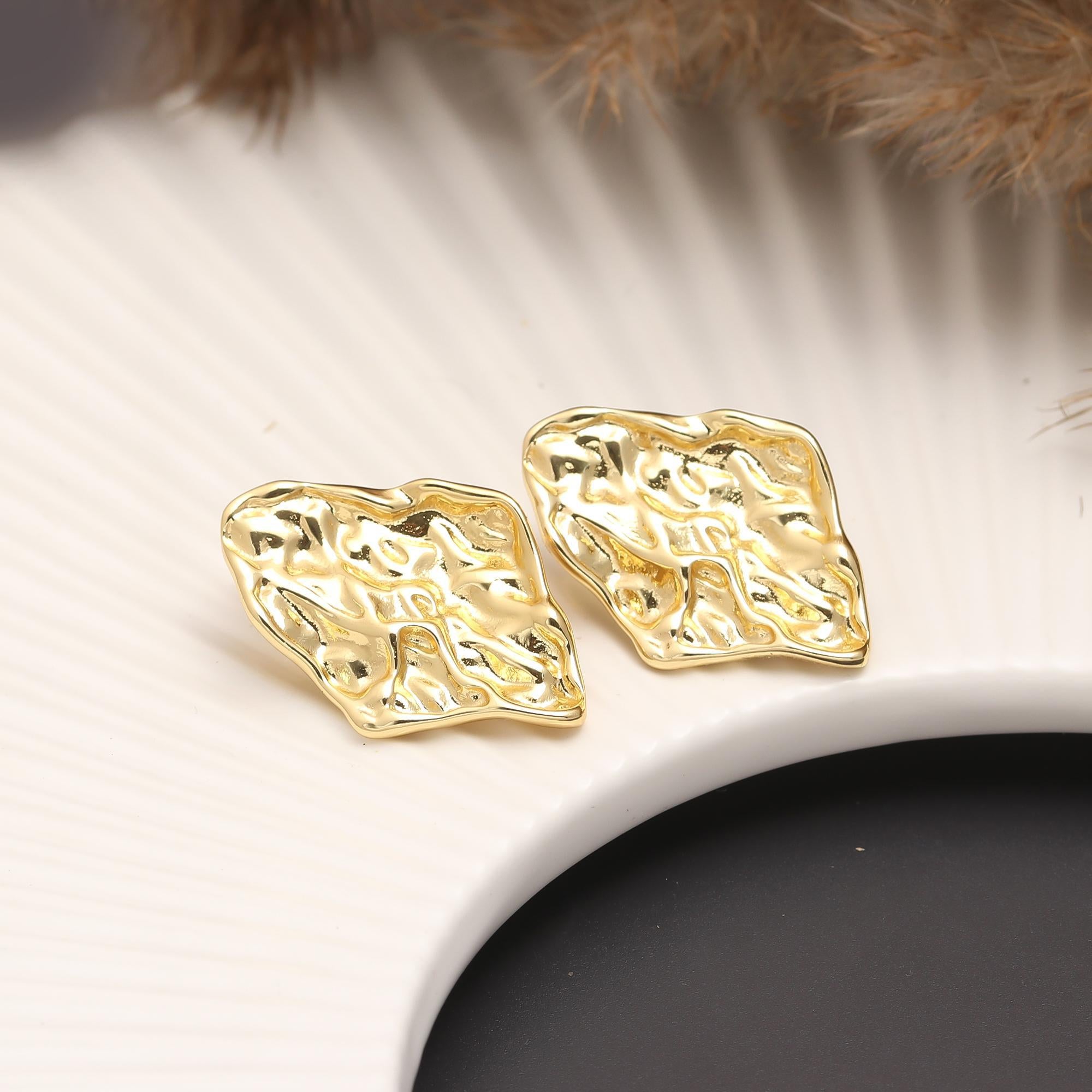 Molten Aura Studs