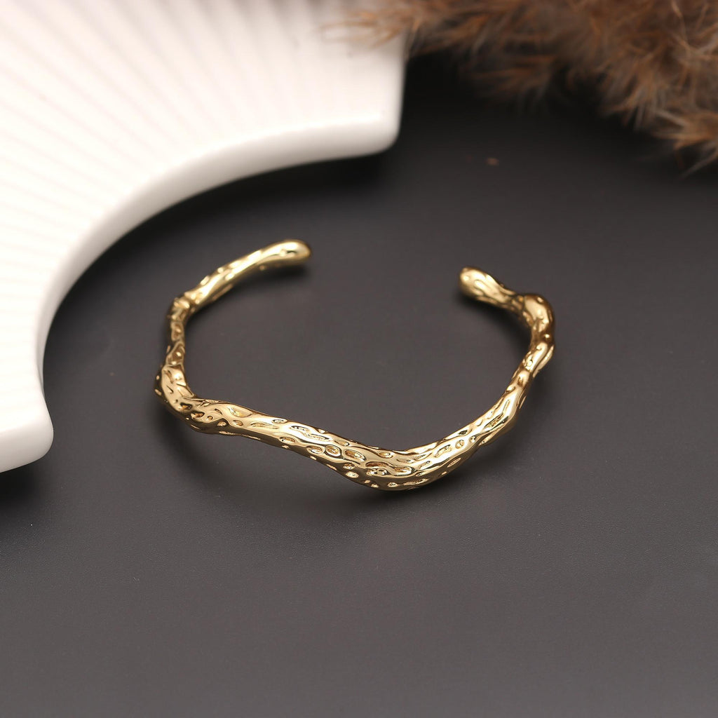 Molten Contour Cuff