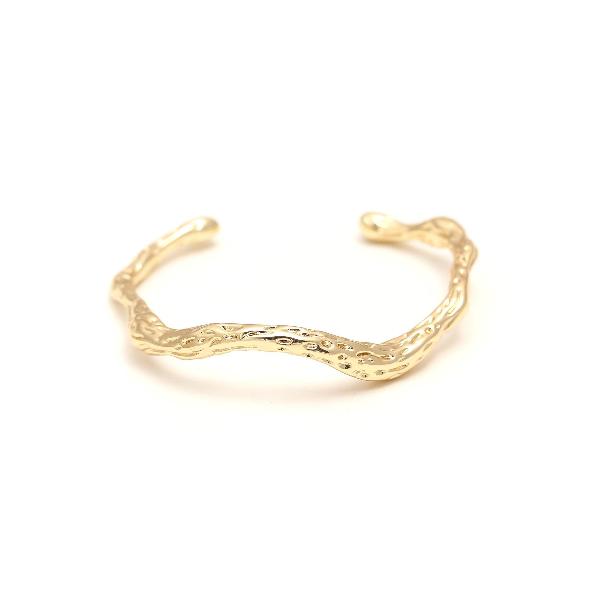 Molten Contour Cuff